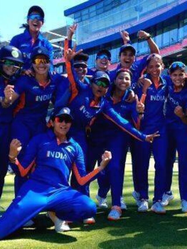 cropped-indian-women-cricket-team.jpg