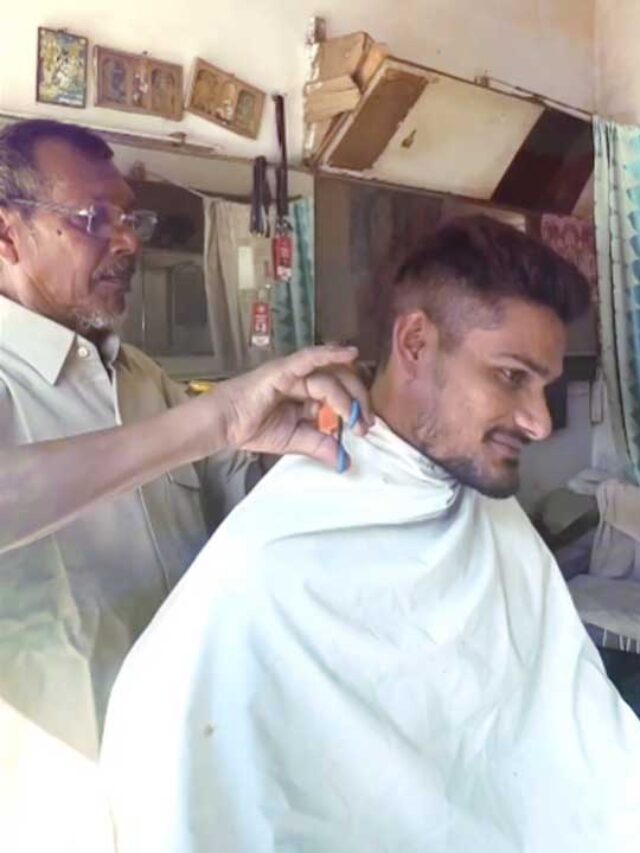 Kuldeep-Sen-biography-with-father-